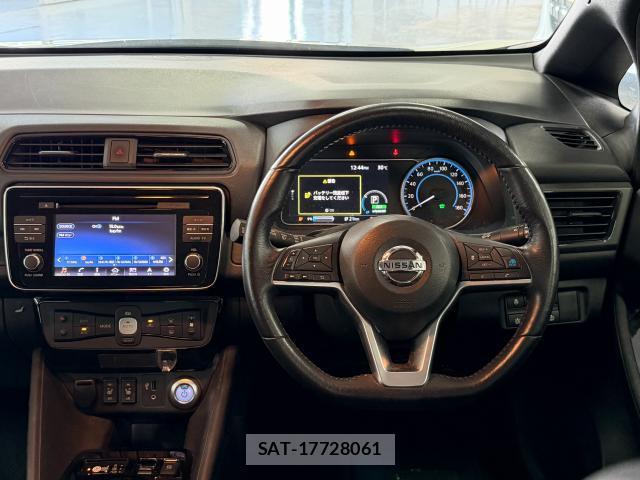 Audi TT 2014-03 8647716-17
