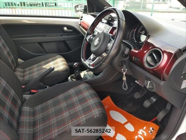 VolksWagen UP! 2019-05 8652679-2
