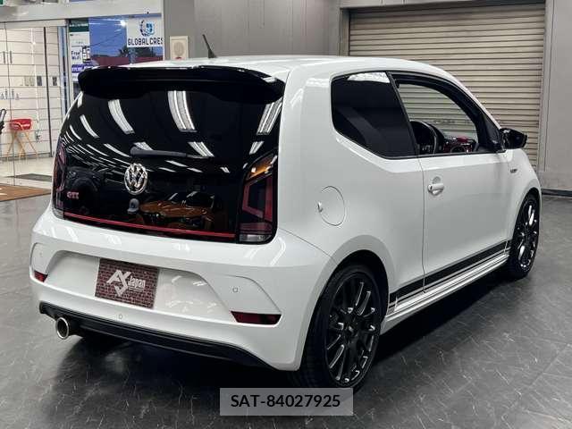 VolksWagen UP! 2019-03 8653926-18