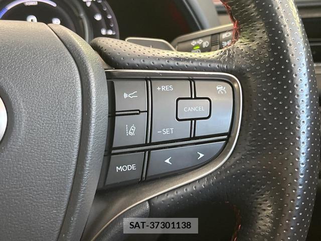 Lexus UX 2019-08 8648461-6