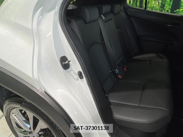 Lexus UX 2019-08 8648461-8