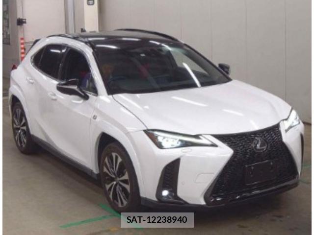 Lexus UX 2023-05 8648870-3