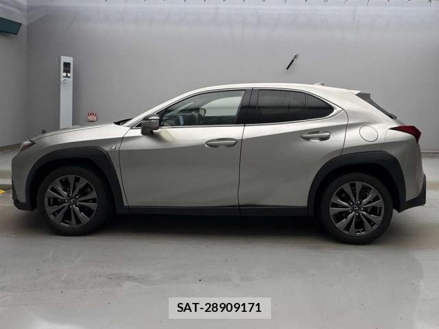 Lexus UX 2023-08 8648912-13