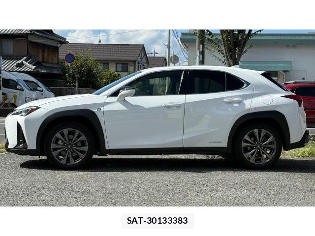 Lexus UX 2019-11 8649714-16