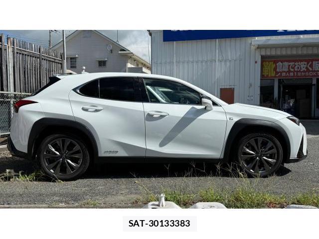 Lexus UX 2019-11 8649714-4