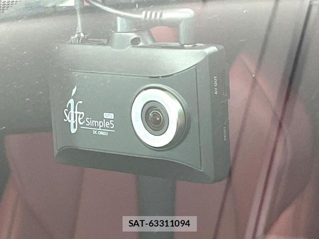 Lexus UX 2021-03 8651111-6