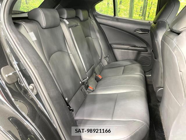 Lexus UX 2020-12 8652584-8