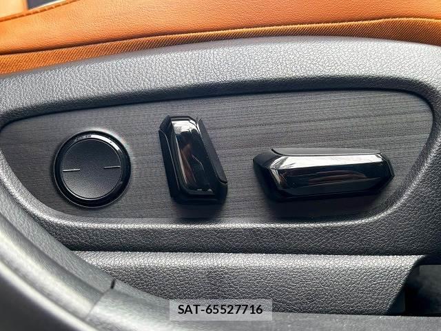 Lexus UX 2019-07 8653848-7