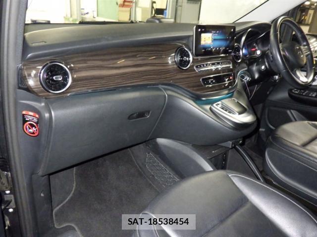 Mercedes Benz V-CLASS 2021-08 8649098-2