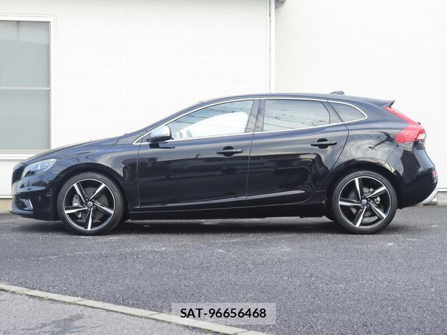Volvo V40 2016-01 8646737-10