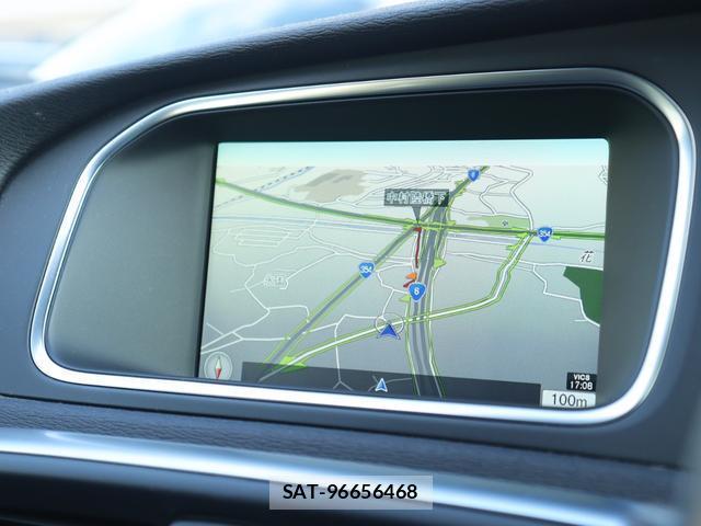Volvo V40 2016-01 8646737-18