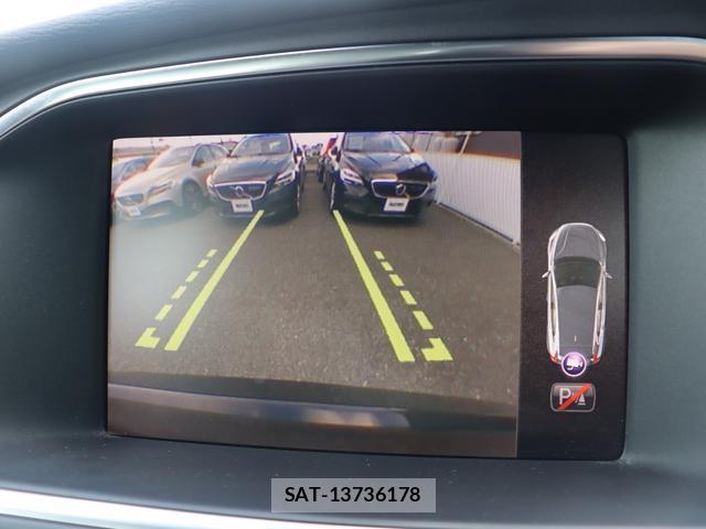 Volvo V40 2017-09 8648013-19