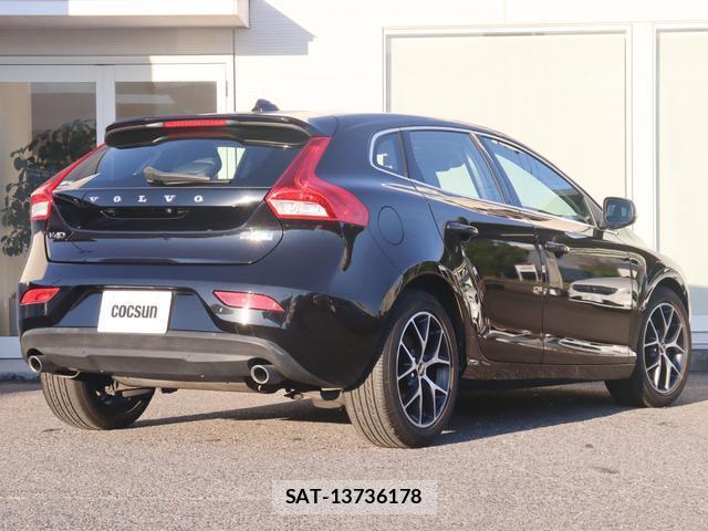 Volvo V40 2017-09 8648013-7