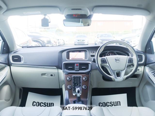 Volvo V40 2017-07 8648017-3