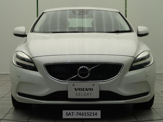 Volvo V40 2018-01 8648316-11
