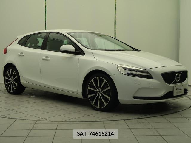 Volvo V40 2018-01 8648316-19