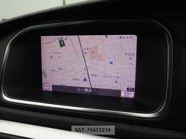 Volvo V40 2018-01 8648316-4