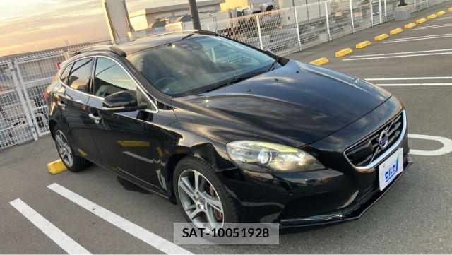 Volvo V40 2015-08 8651296-10