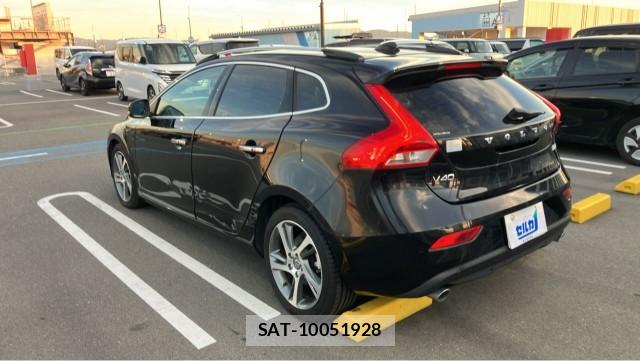 Volvo V40 2015-08 8651296-12