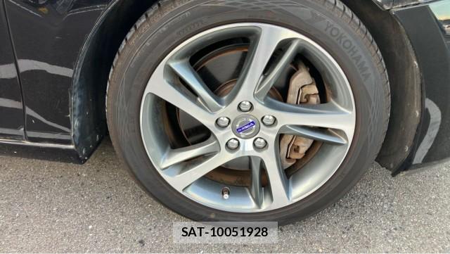 Volvo V40 2015-08 8651296-7