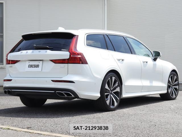Volvo V60 2021-09 8646736-7