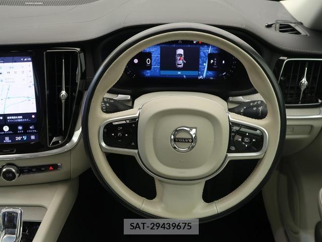 Volvo V60 2022-08 8648314-14