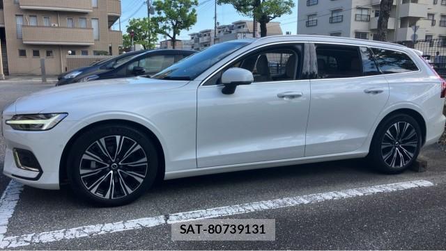 Volvo V60 2023-06 8651264-10