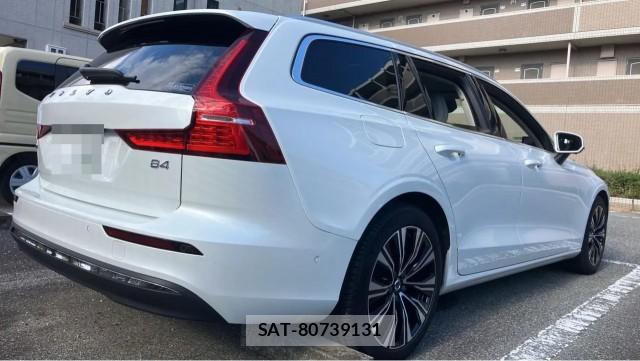 Volvo V60 2023-06 8651264-12