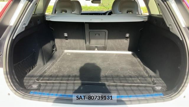 Volvo V60 2023-06 8651264-17