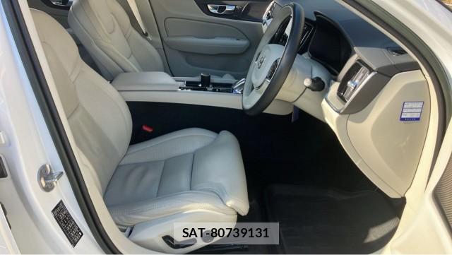 Volvo V60 2023-06 8651264-5