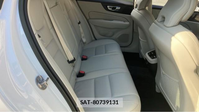 Volvo V60 2023-06 8651264-6