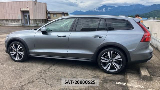 Volvo V60 2020-09 8651384-10