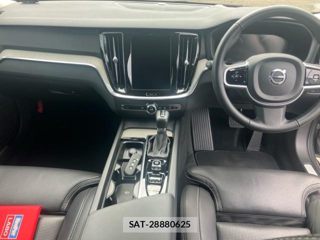 Volvo V60 2020-09 8651384-2