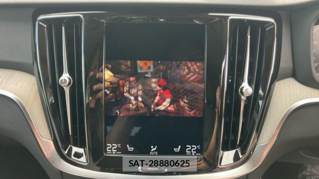 Volvo V60 2020-09 8651384-4