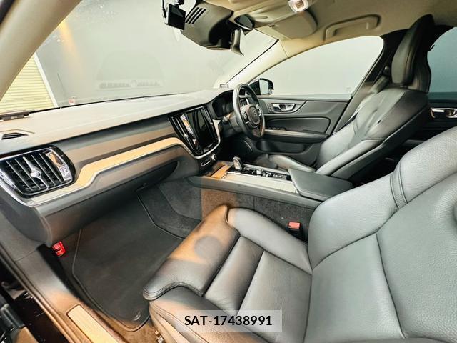 Volvo V60 2021-03 8652779-1
