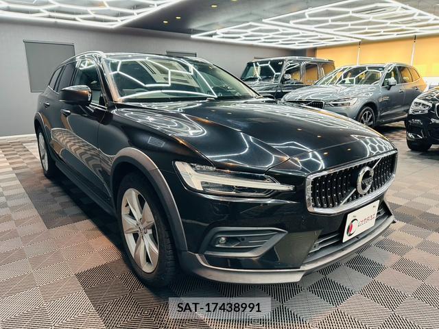 Volvo V60 2021-03 8652779-7