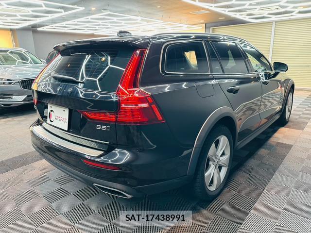 Volvo V60 2021-03 8652779-8