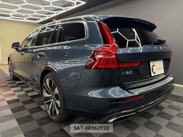 Volvo V60 2022-07 8652785-8