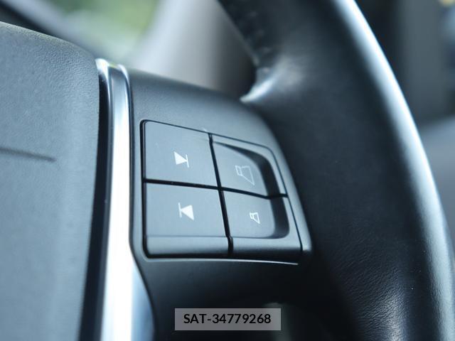 Volvo V70 2009-11 8646740-14