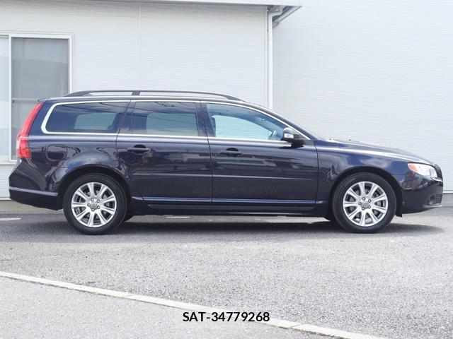 Volvo V70 2009-11 8646740-6
