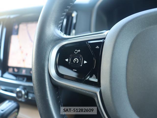 Volvo V90 2019-12 8648011-13