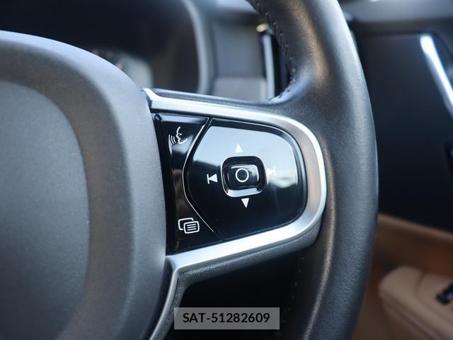 Volvo V90 2019-12 8648011-14