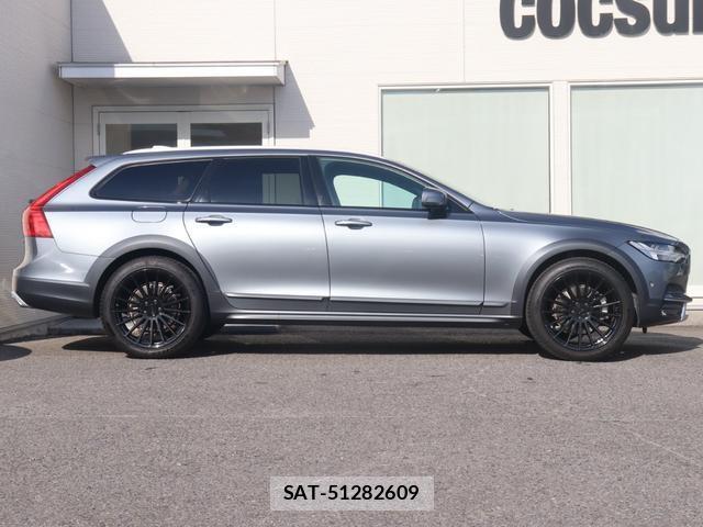 Volvo V90 2019-12 8648011-6
