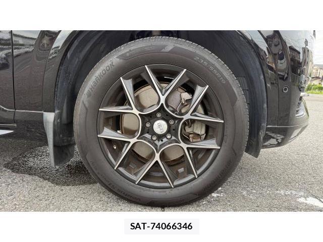 Volvo V90 2018-10 8649703-11