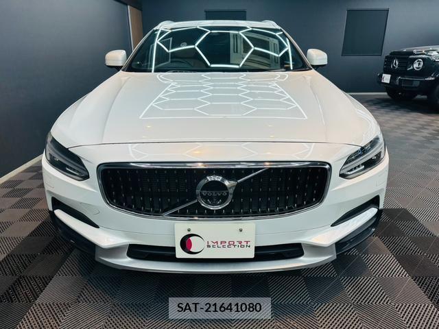 Volvo V90 2018-07 8652777-1