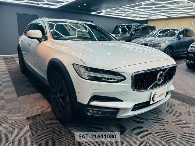 Volvo V90 2018-07 8652777-2