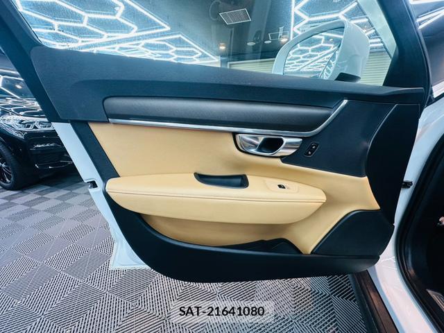 Volvo V90 2018-07 8652777-3