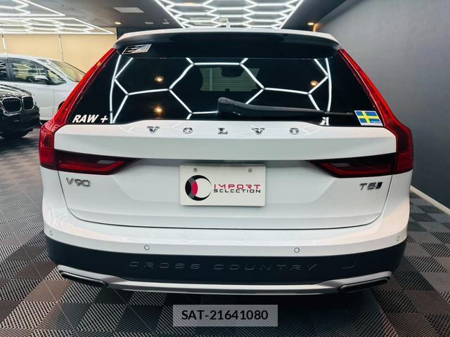 Volvo V90 2018-07 8652777-5