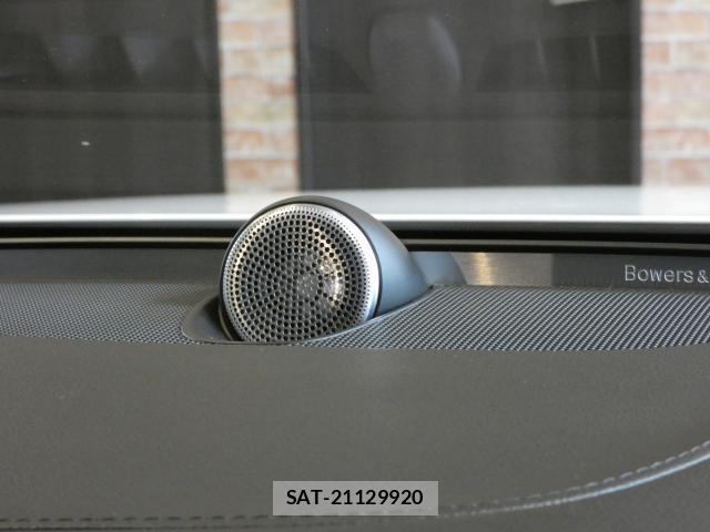 Volvo V90 2021-09 8653310-10