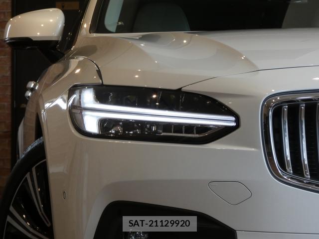 Volvo V90 2021-09 8653310-2